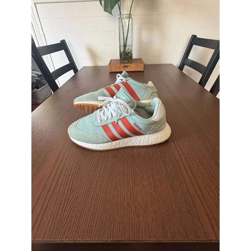 Adidas I-5923 Iniki Runner. 9.5